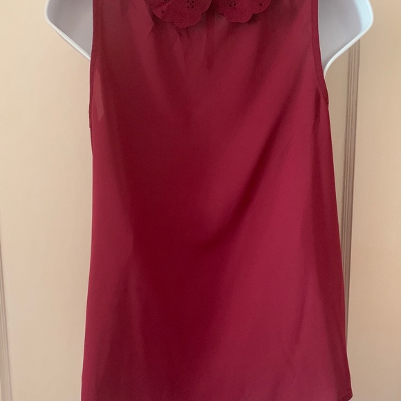 Lauren Conrad Maroon Top with Floral Suede Collar - Picture 5 of 7